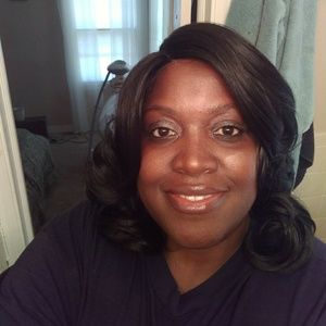 Meet your Posher, Stacy